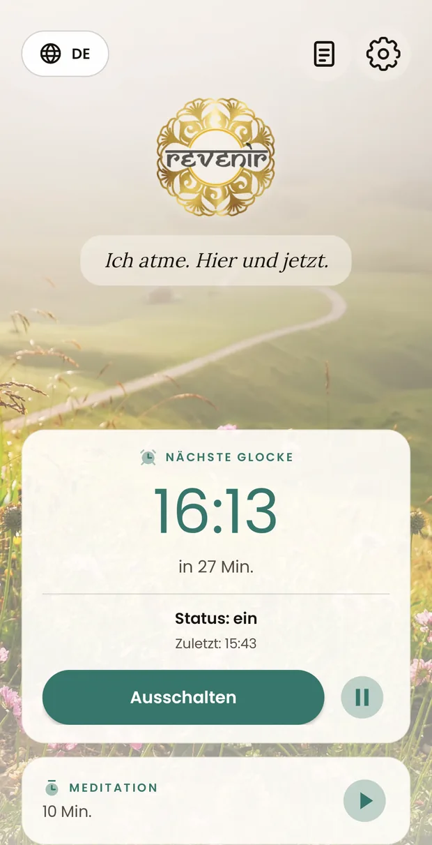 Derselbe Bildschirm im selben Farbton, diesmal im hellen Design: Die Karte wird hell, die Uhrzeit dunkelgrün und der Schalter gefüllt, während das Hintergrundfoto an den Seiten hervorschaut.